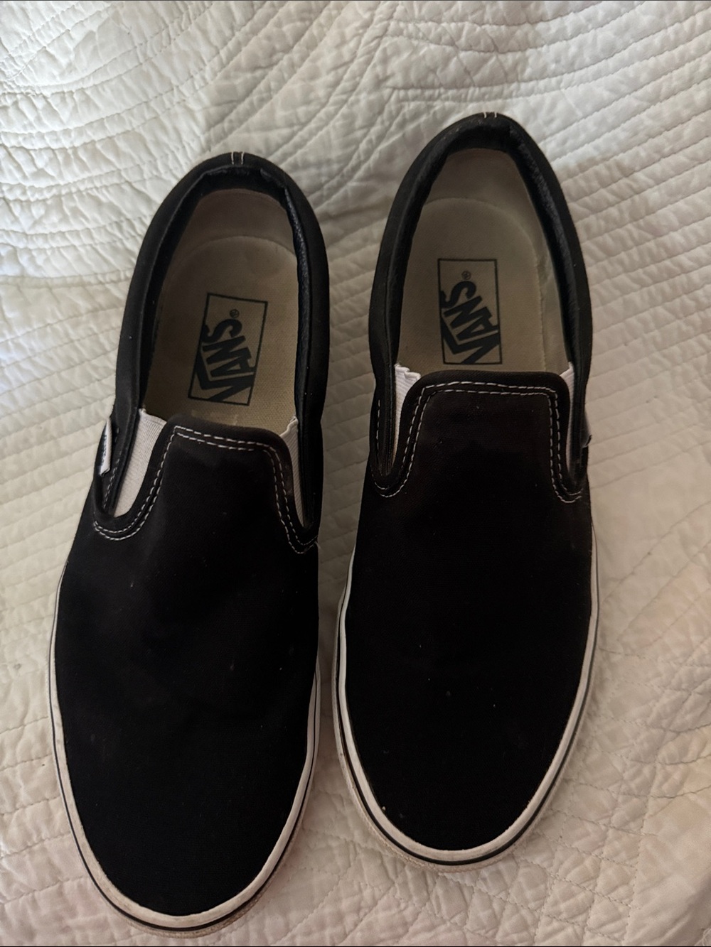 Vans 7.5 Men 9 Women black shoes